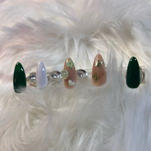 Flower Power Press On Nails